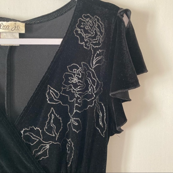 Vintage black velvet stretchy dress. Dark Gothic Witch vibes. Size 14 - Picture 2 of 6